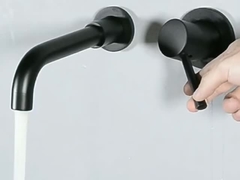 Solo mezclador montado en la pared moderno de cobre amarillo del lavabo de la manija en Matte Black Chrome Gold Grey