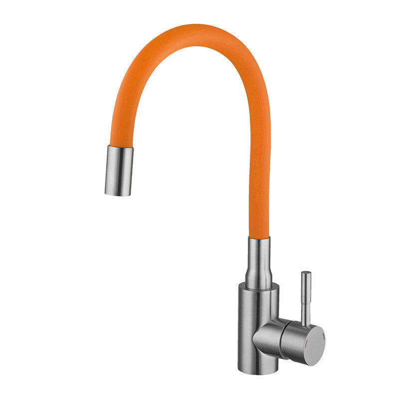 Solo eslabón giratorio de Chrome 360 del mezclador del grifo de la cocina de la manija de la manguera colorida flexible
