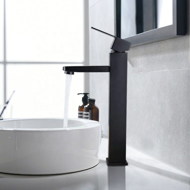 Mezclador de acero inoxidable del lavabo de la manija del solo agujero del buque SUS304 solo en Chrome Matte Black Gold Sn