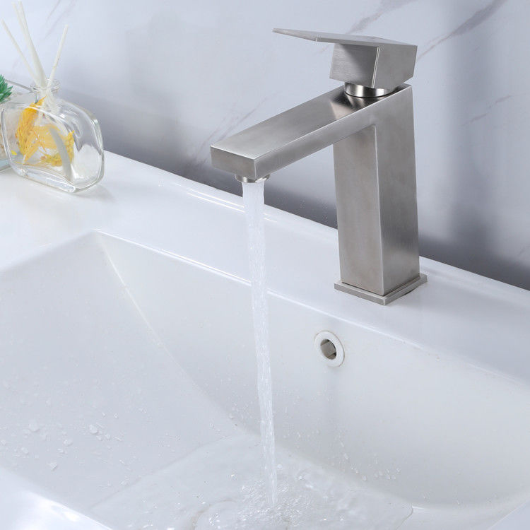 Solo mezclador de acero inoxidable del lavabo de la manija del solo agujero SUS304 en oro del SN de Matte Black Chrome