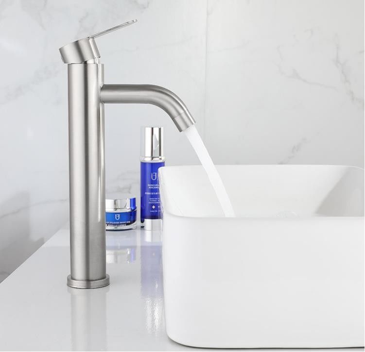 Solo mezclador caliente y frío del lavabo de la manija en Chrome Matte Black Gold Sn Finish