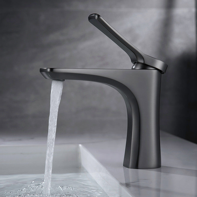 Solo mezclador del lavabo de la manija del solo agujero moderno de cobre amarillo en Chrome Matte Black Gold Grey