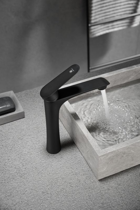 Solo golpecito de mezclador del lavabo de la manija agujero de cobre amarillo del buque del solo en el gris de Chrome Matte Black
